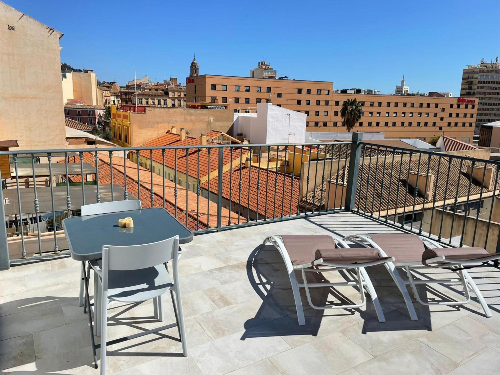 Lovely With Terrace * Malaga
